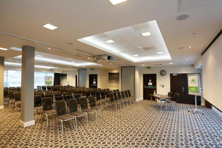 holiday-inn-southend-1lieu1salle-meeting.jpg