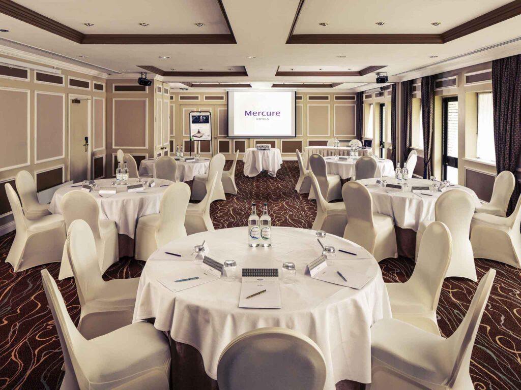 Mercure Livingston Hotel