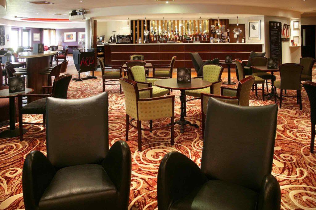 mercure-livingston-1lieu1salle-seminaire.jpg