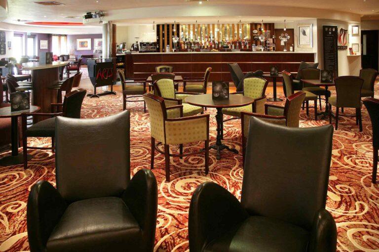 mercure-livingston-1lieu1salle-seminaire.jpg