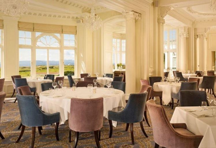 trump-turnberry-1lieu1salle-reunion.jpg