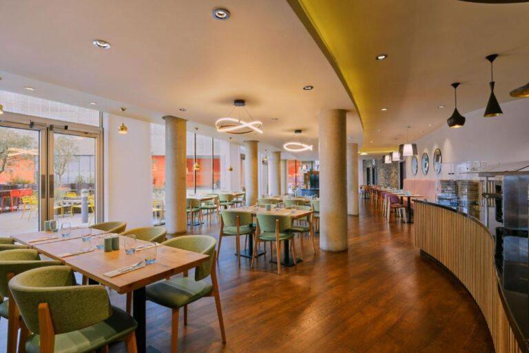 aloft-london-excel-1lieu1salle-seminaire.jpg