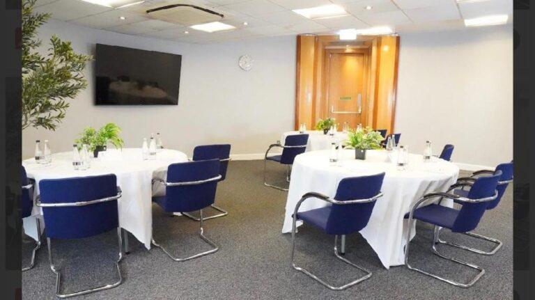 bw-heathrow-ariel-1lieu1salle-meetings.jpg