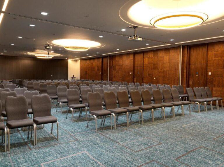 crowne-plaza-london-kings-cross-1lieu1salle-meetings.jpg
