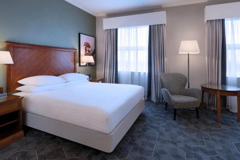 delta-hotels-bexleyheath-1lieu1salle-event.jpg