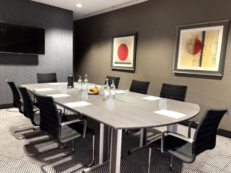 doubletree-london-west-end-1lieu1salle-meetings.jpg
