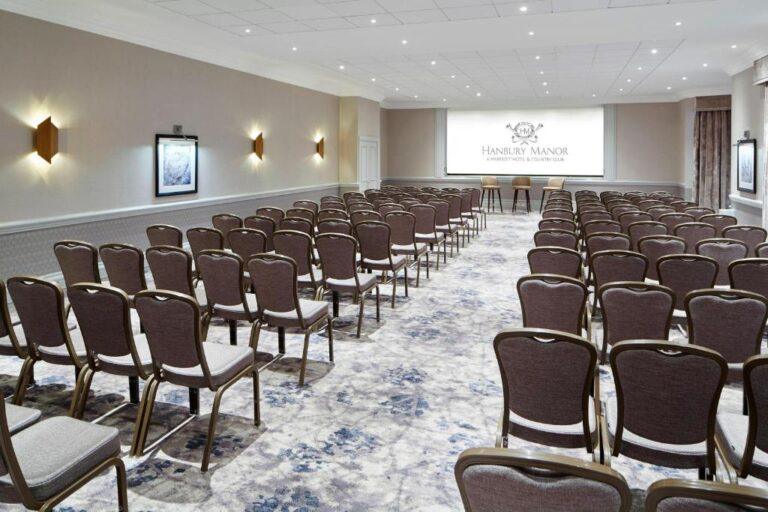 hanbury-manor-marriott-1lieu1salle-meetings.jpg