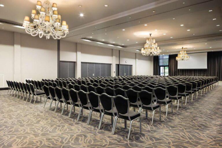 hilton-london-syon-park-1lieu1salle-reunion.jpg