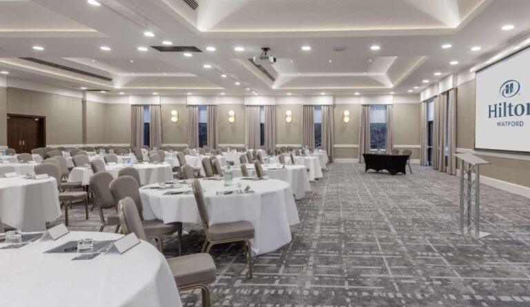 hilton-london-watford-1lieu1salle-meetings.jpg