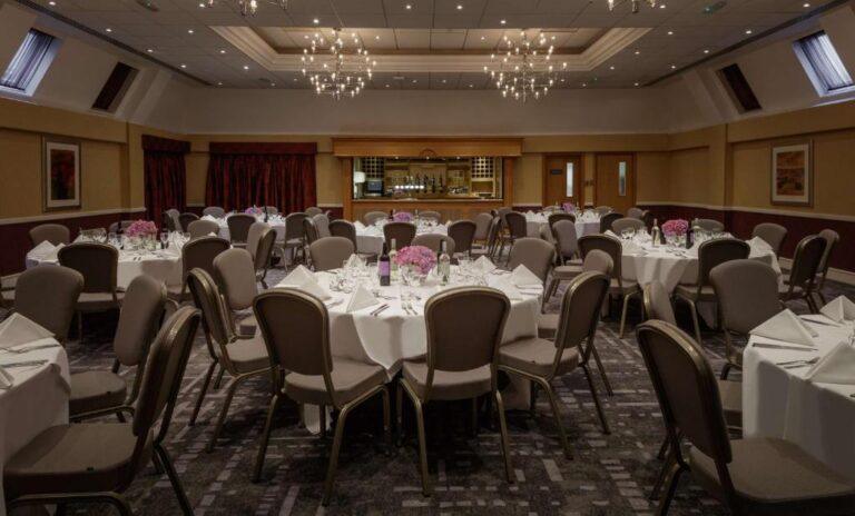 hilton-london-watford-1lieu1salle-reunions.jpg