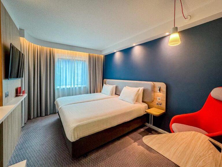 holiday-inn-express-london-stratford-1lieu1salle-event.jpg