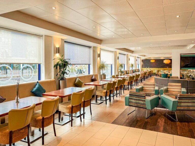 holiday-inn-express-london-stratford-1lieu1salle-seminaires.jpg