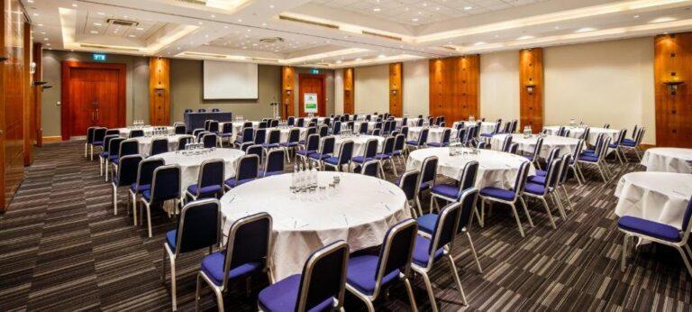 holiday-inn-london-bloomsbury-1lieu1salle-meeting.jpg