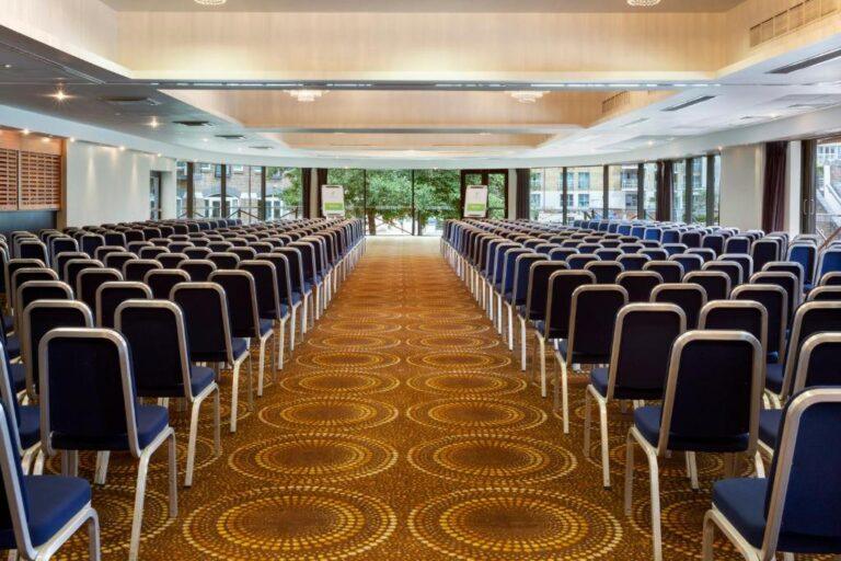 holiday-inn-london-brentford-1lieu1salle-meeting.jpg