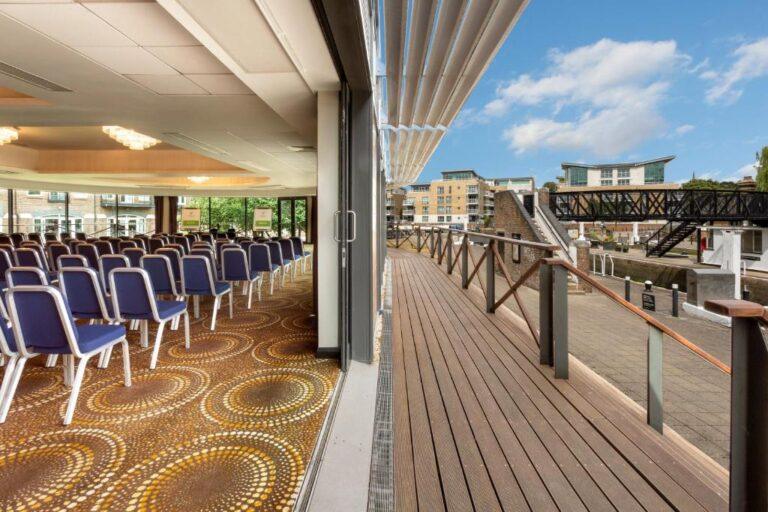 holiday-inn-london-brentford-1lieu1salle-reunions.jpg