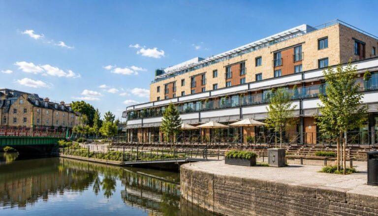 holiday-inn-london-brentford-1lieu1salle-seminaires.jpg