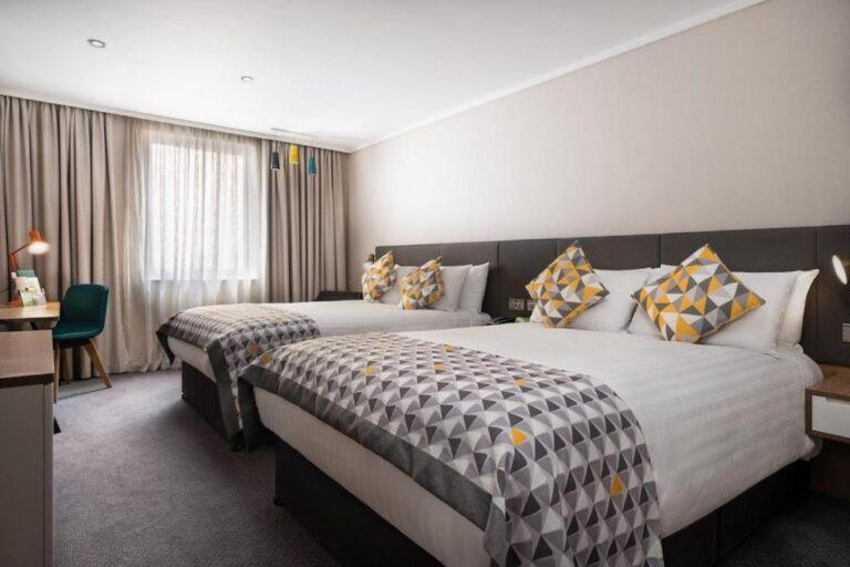 holiday-inn-london-camden-lock-1lieu1salle-events.jpg