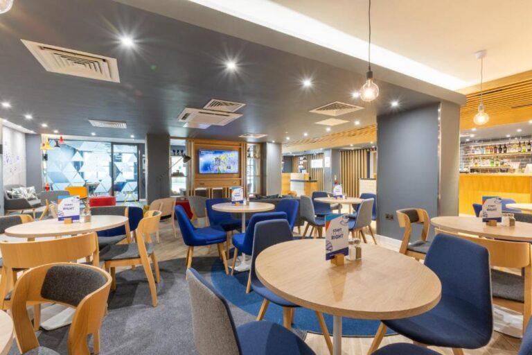 holiday-inn-london-croydon-1lieu1salle-seminaire.jpg