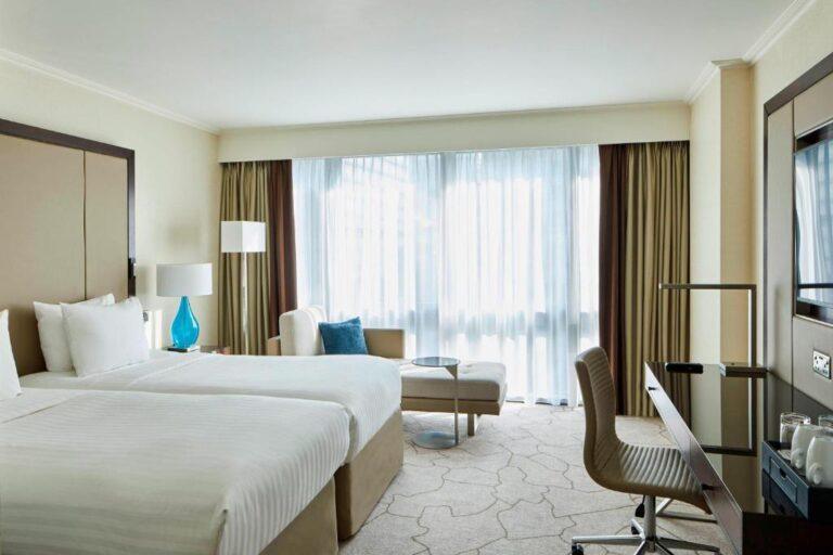 london-marriott-canary-wharf-1lieu1salle-event.jpg