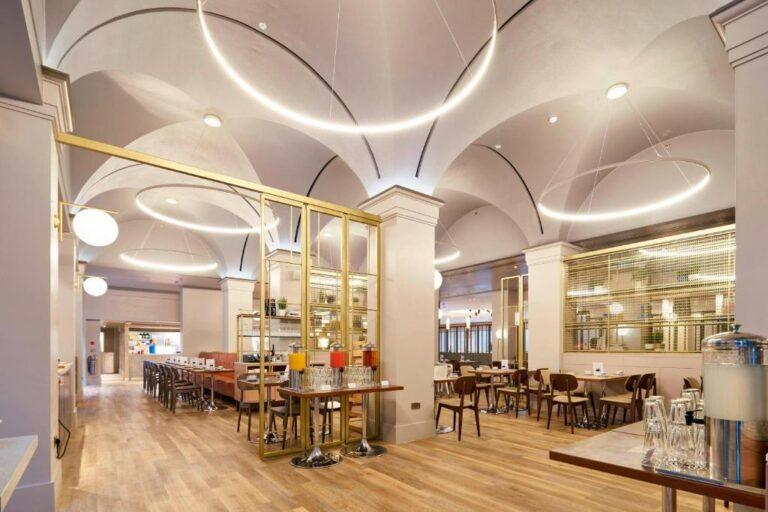 london-marriott-regents-park-1lieu1salle-seminaire.jpg