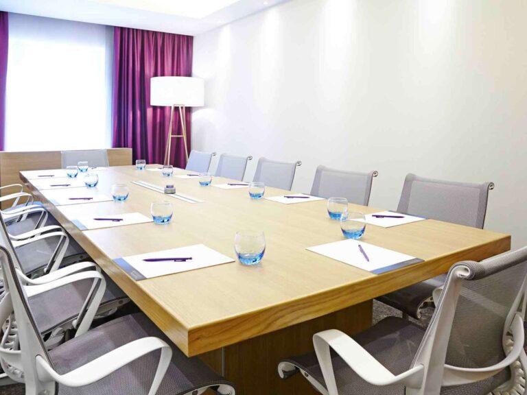 novotel-london-brentford-1lieu1salle-reunions.jpg