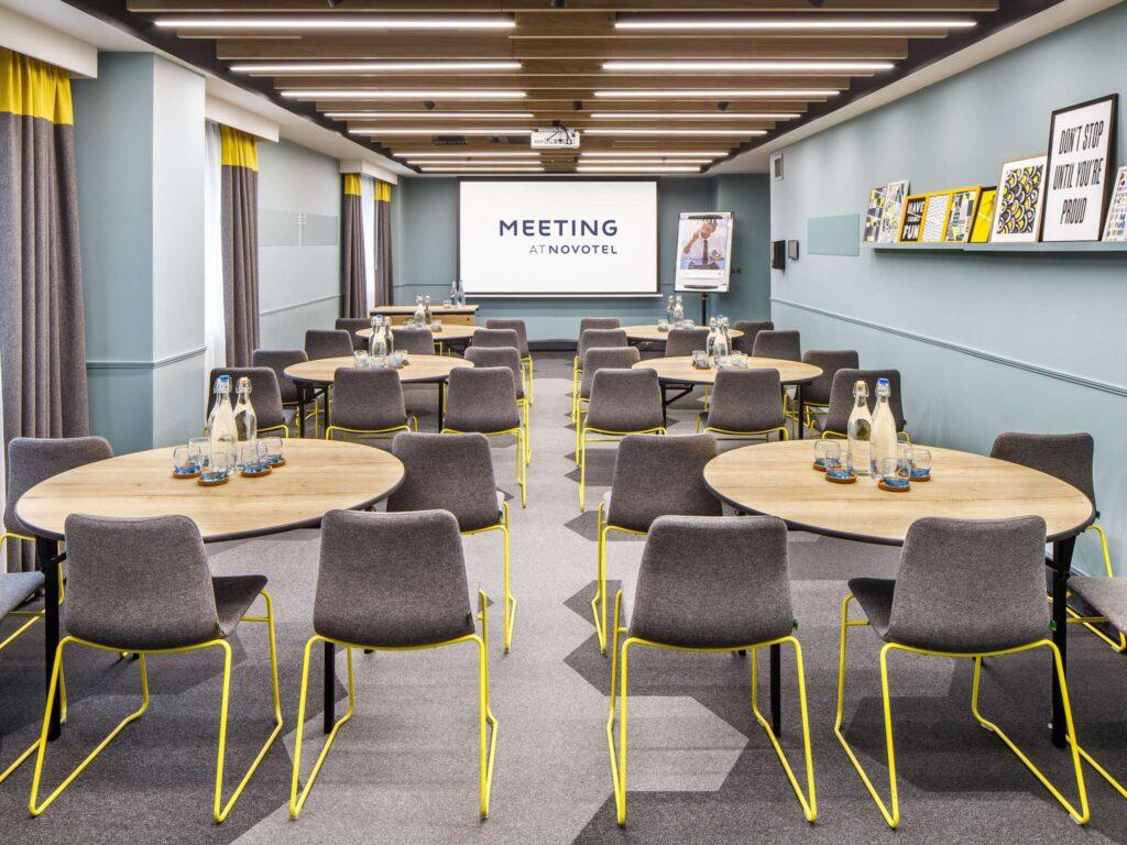 novotel-london-bridge-1lieu1salle-meeting.jpg