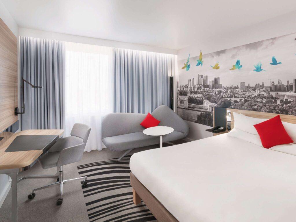 https://www.accorhotels.com/3656