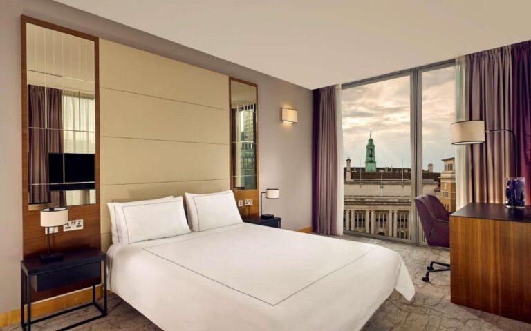 park-plaza-county-hall-london-1lieu1salle-event.jpg