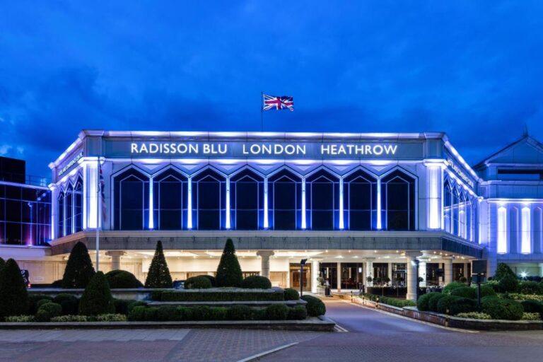 radisson-blu-london-heathrow-1lieu1salle-evenement.jpg