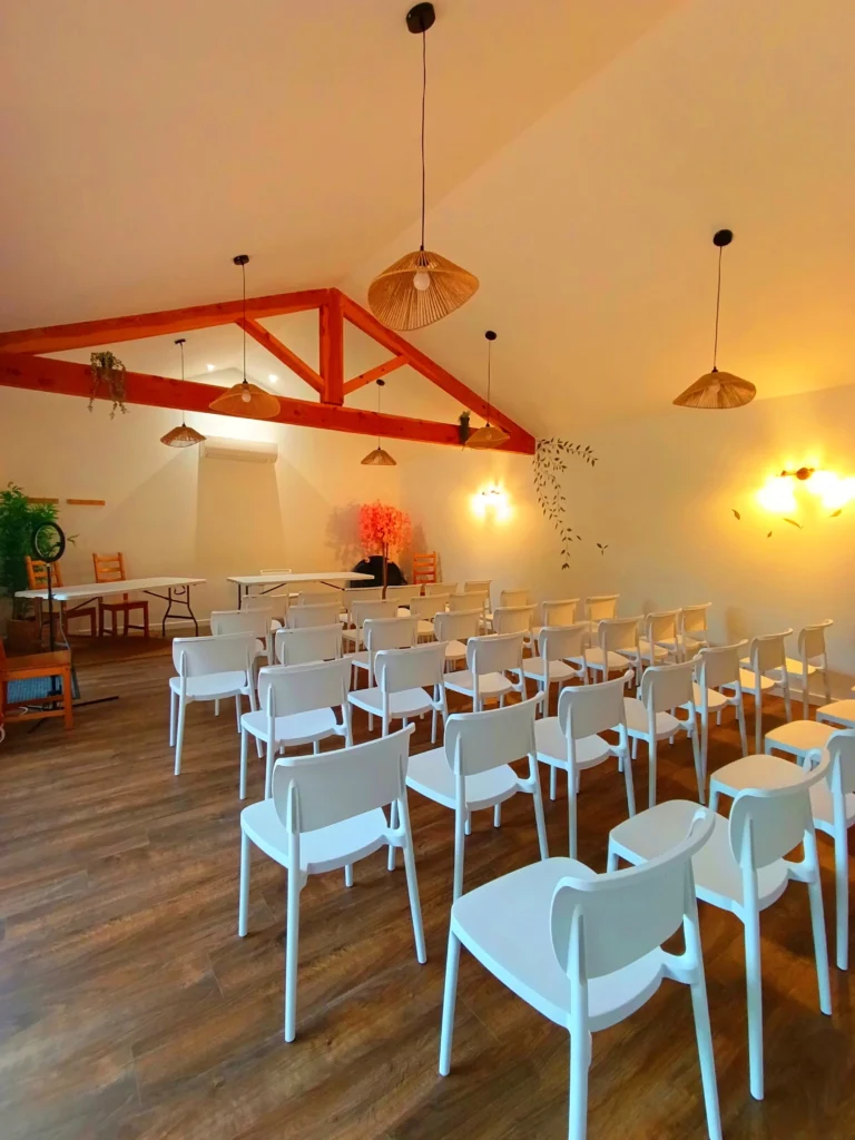 Salle-Tao-reunion-seminaire-location-salle-travail-ma-parenthese-saint-christo-en-jarez.webp