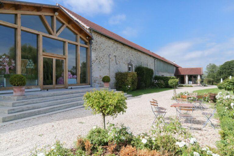 domaine-de-brunel-1lieu1salle.jpg
